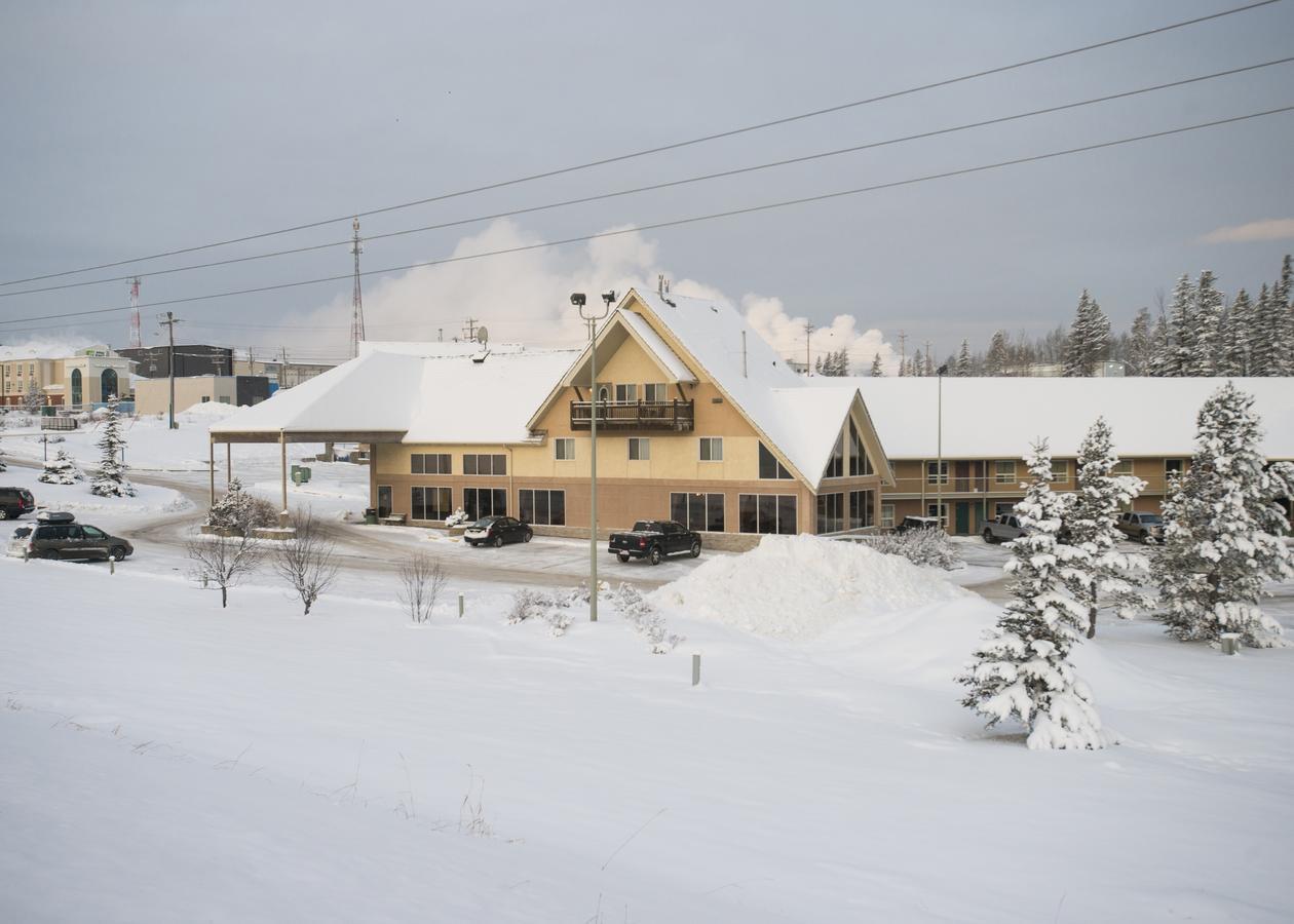 Lakeview Inns & Suites - Гінтон Екстер'єр фото